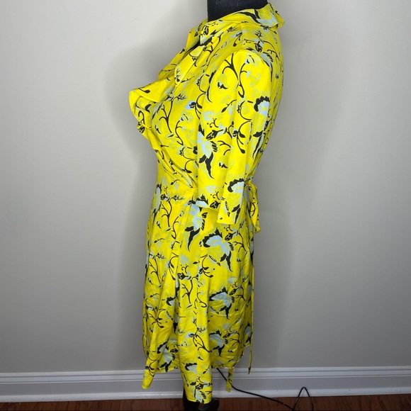Diane Von Furstenberg Silk Yellow Floral Wrap Dress Size Small - Picture 3 of 6
